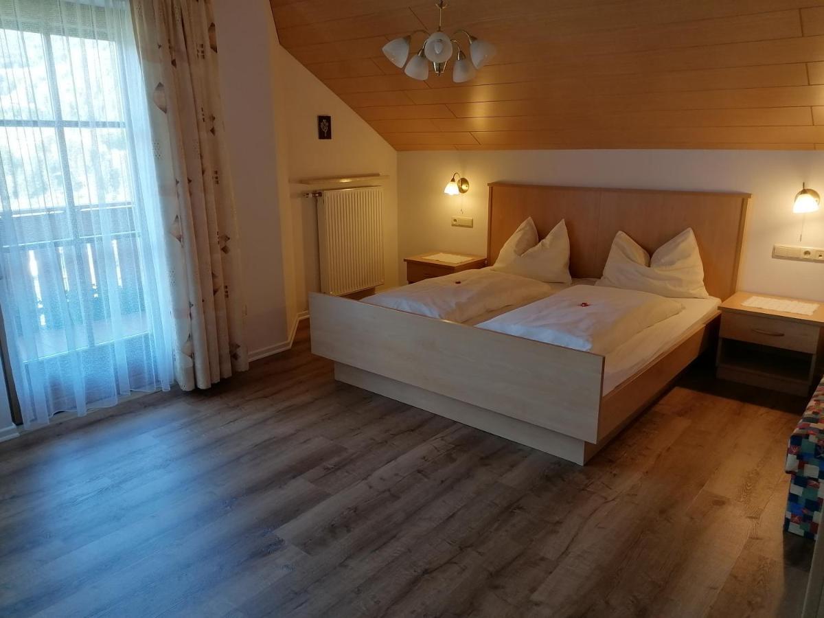 Stegerhof Apartamento Monguelfo-Tesido / Welsberg-Taisten Exterior foto