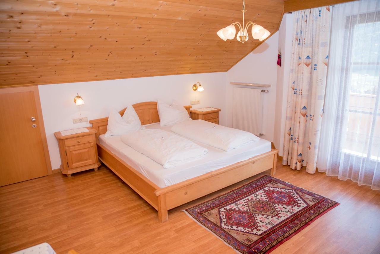 Stegerhof Apartamento Monguelfo-Tesido / Welsberg-Taisten Exterior foto