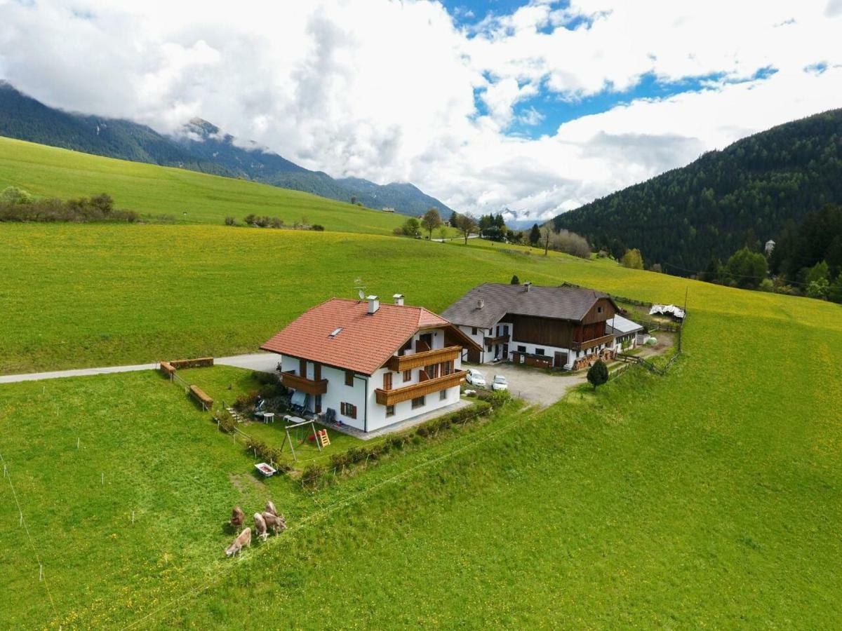 Stegerhof Apartamento Monguelfo-Tesido / Welsberg-Taisten Exterior foto